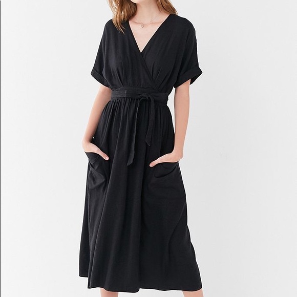 UO | Linen Wrap Black Dress | XS - Picture 2 of 11